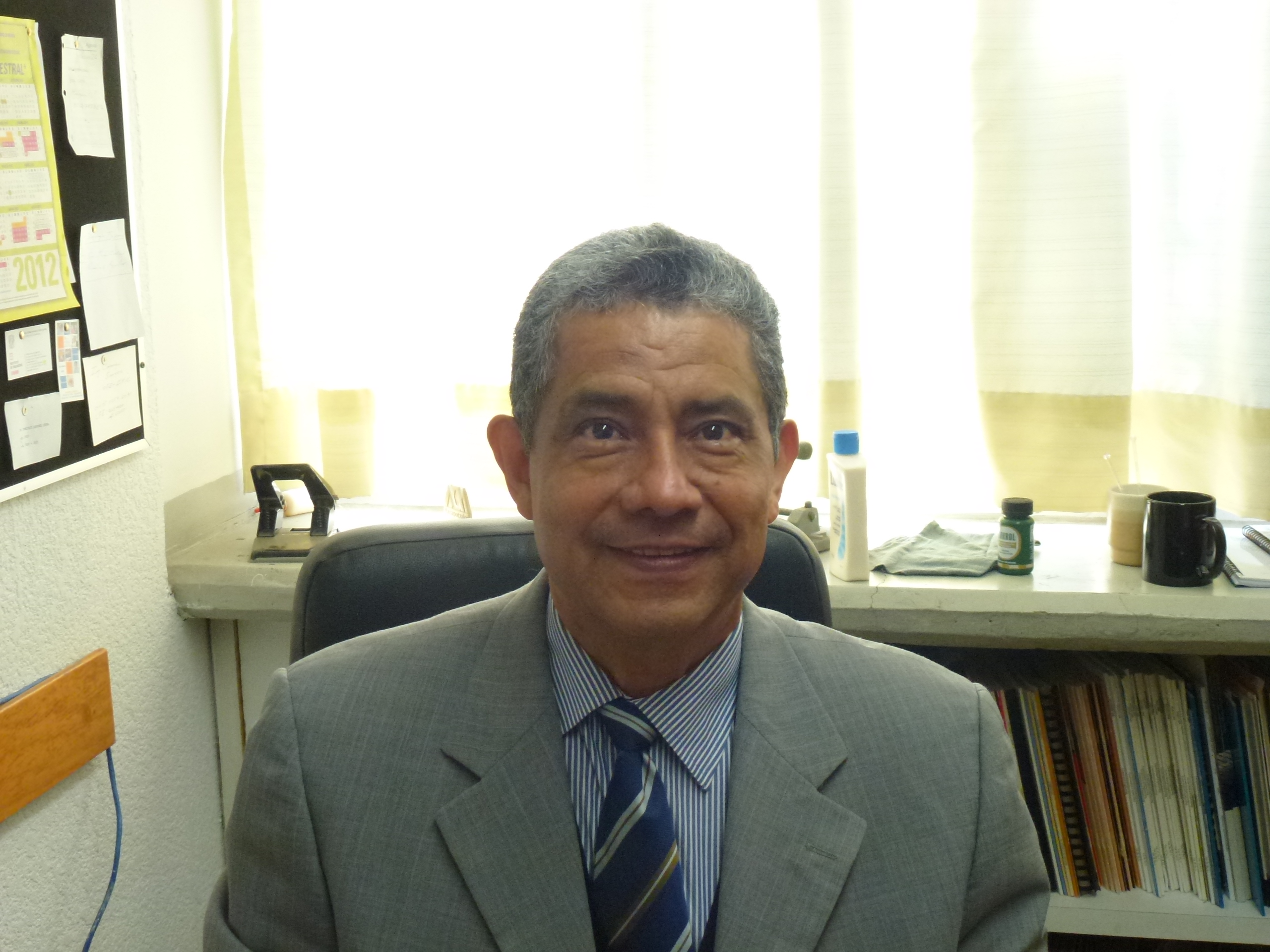 Dr RIGOBERTO RIVERA CONSTANTINO